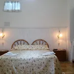 Santa Fara Bari