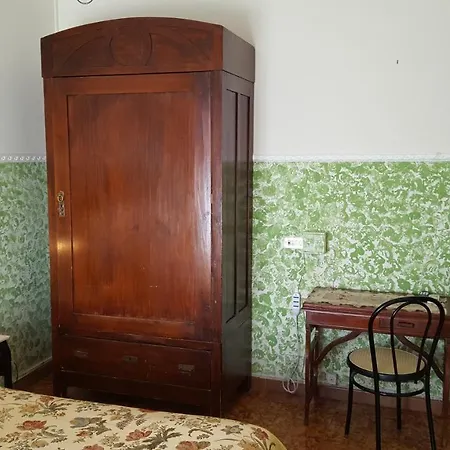 Bed & Breakfast Santa Fara 3*