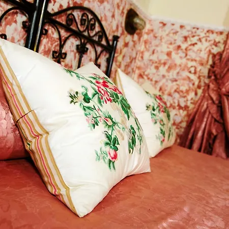 Santa Fara 3* Бари