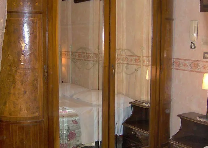 Santa Fara Bed and Breakfast