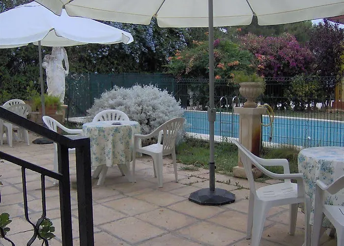 Bed and Breakfast Santa Fara 3*